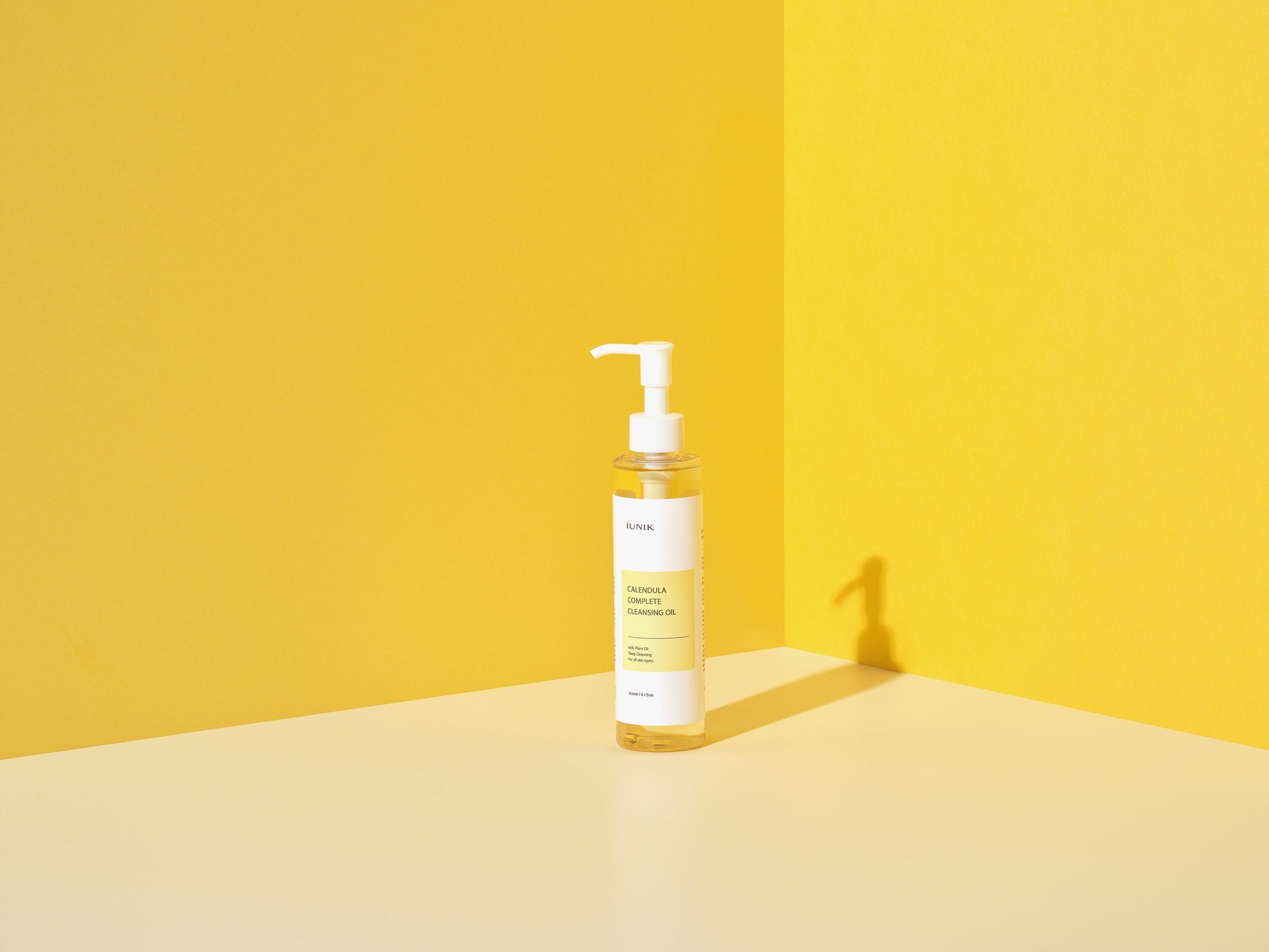 Iunik Cleanser IUNIK Calendula Complete Cleansing Oil 200 mL