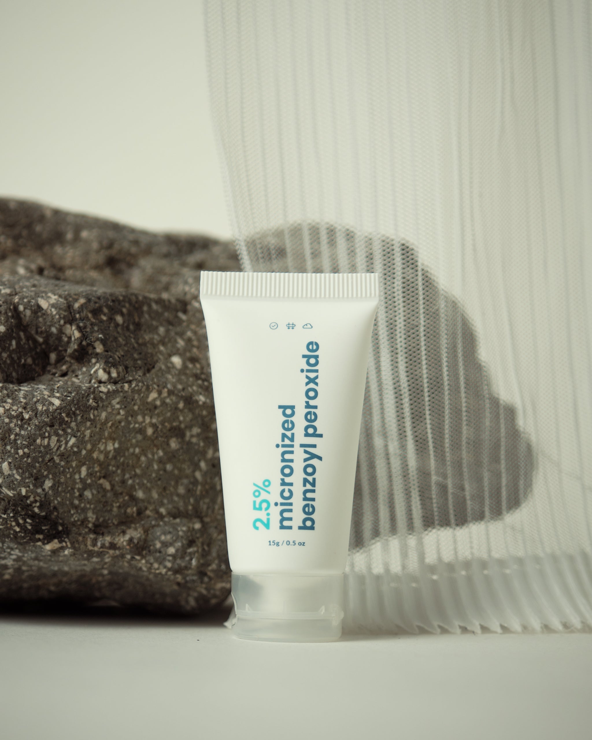 MICRONIZED BENZOYL PEROXIDE 2.5% 15g