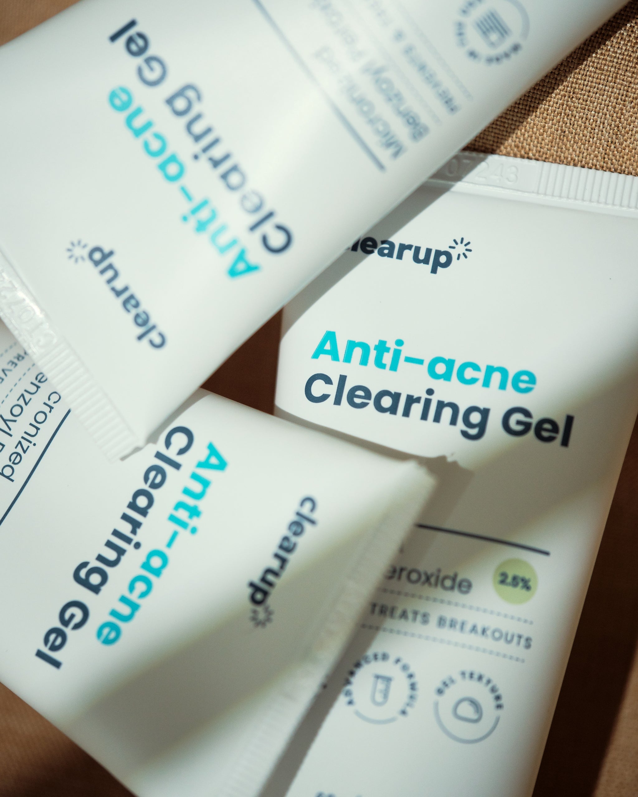 CLEARUP Clearing Gel Micronized Benzoyl Peroxide 2.5% 60g