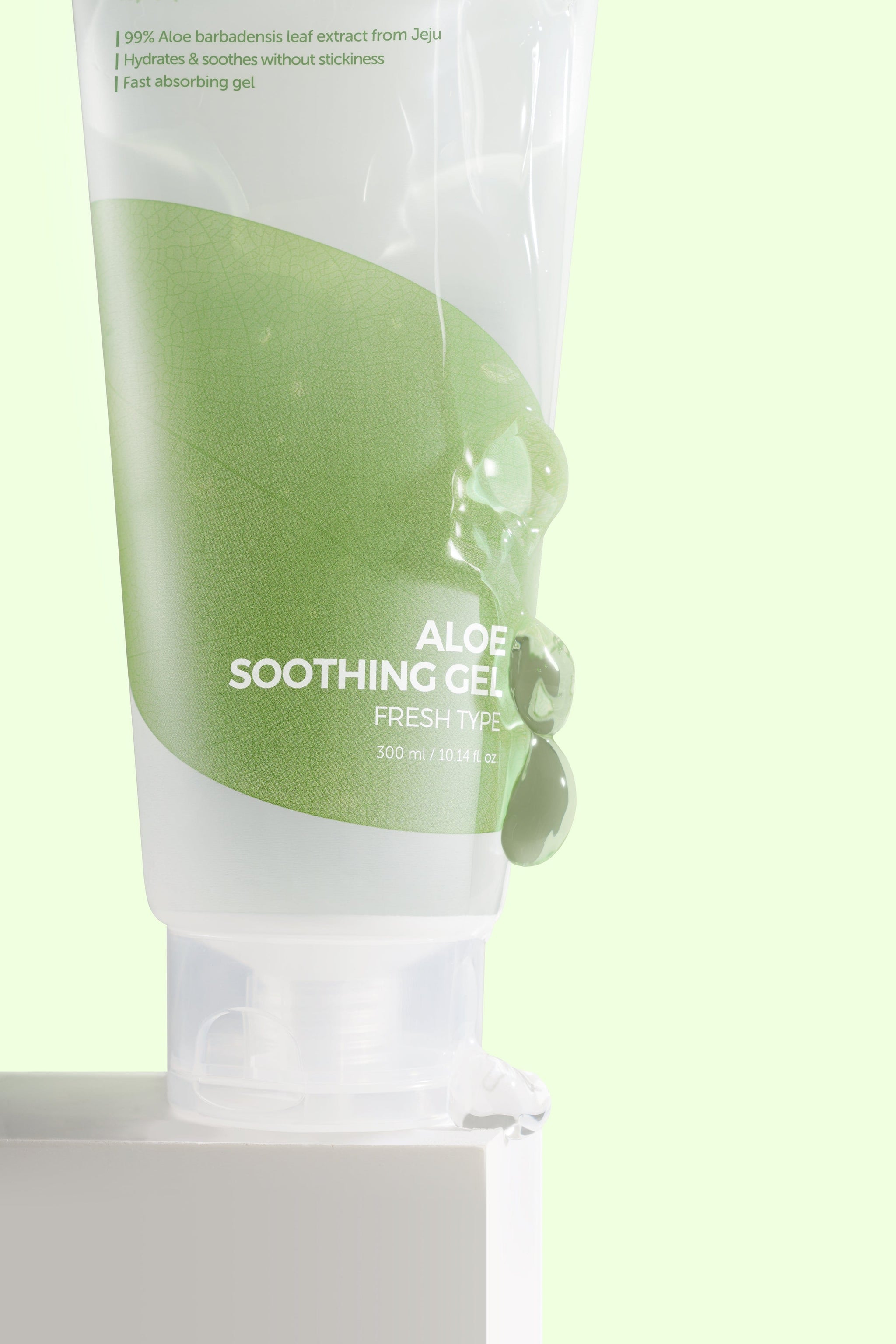 Isntree Moisturizer ISNTREE Aloe Soothing Fresh Gel 300mL